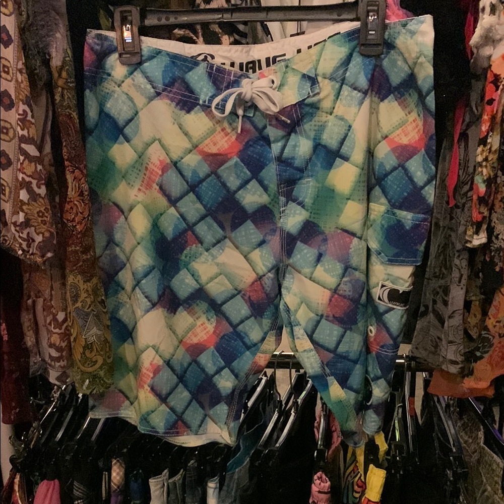 🤑 5 for $25 
Colorful Plaid Board Shorts